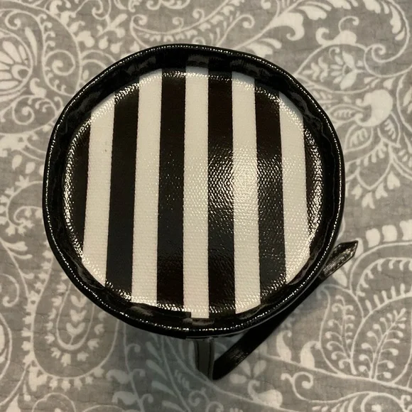 Henri Bendel Doggie Bag Pet Food Carrier